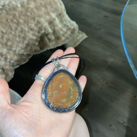 Chico’s Green Medallion Necklace with multi strands - Picture 3 of 7